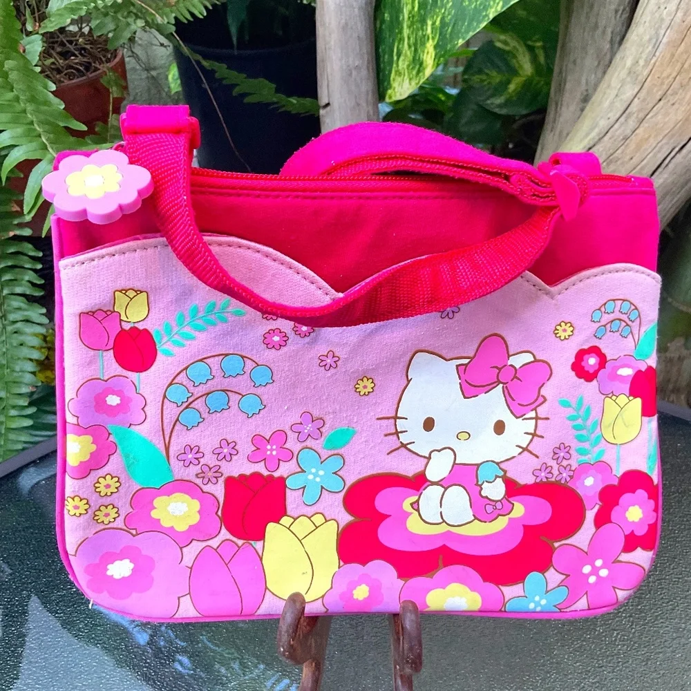 Sanrio Hello Kitty Adorable Purse